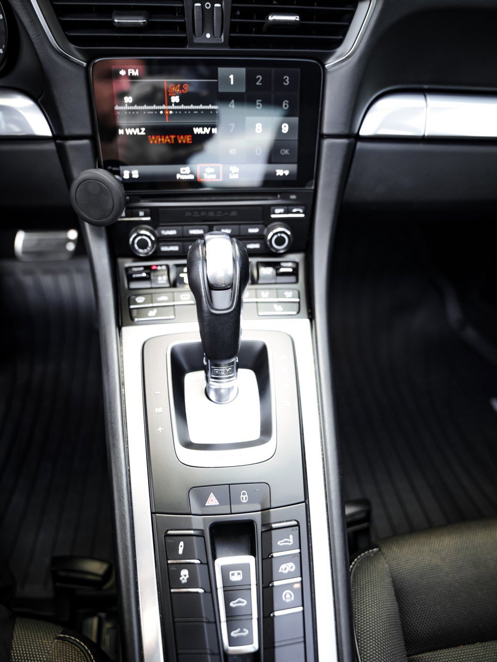 Used 2018 Porsche 911 Carrera image 25