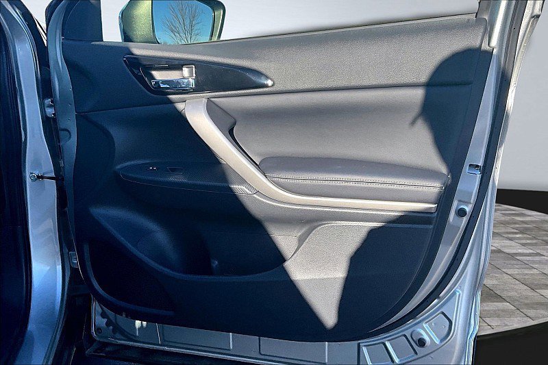 Used 2024 Mitsubishi Eclipse Cross SE image 24