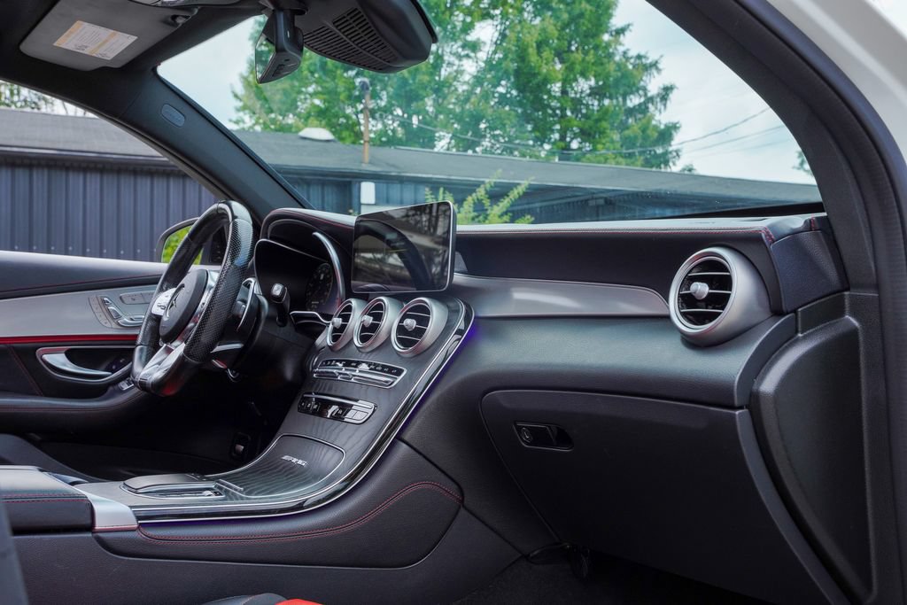 Used 2020 Mercedes-Benz GLC 63 AMG S image 41