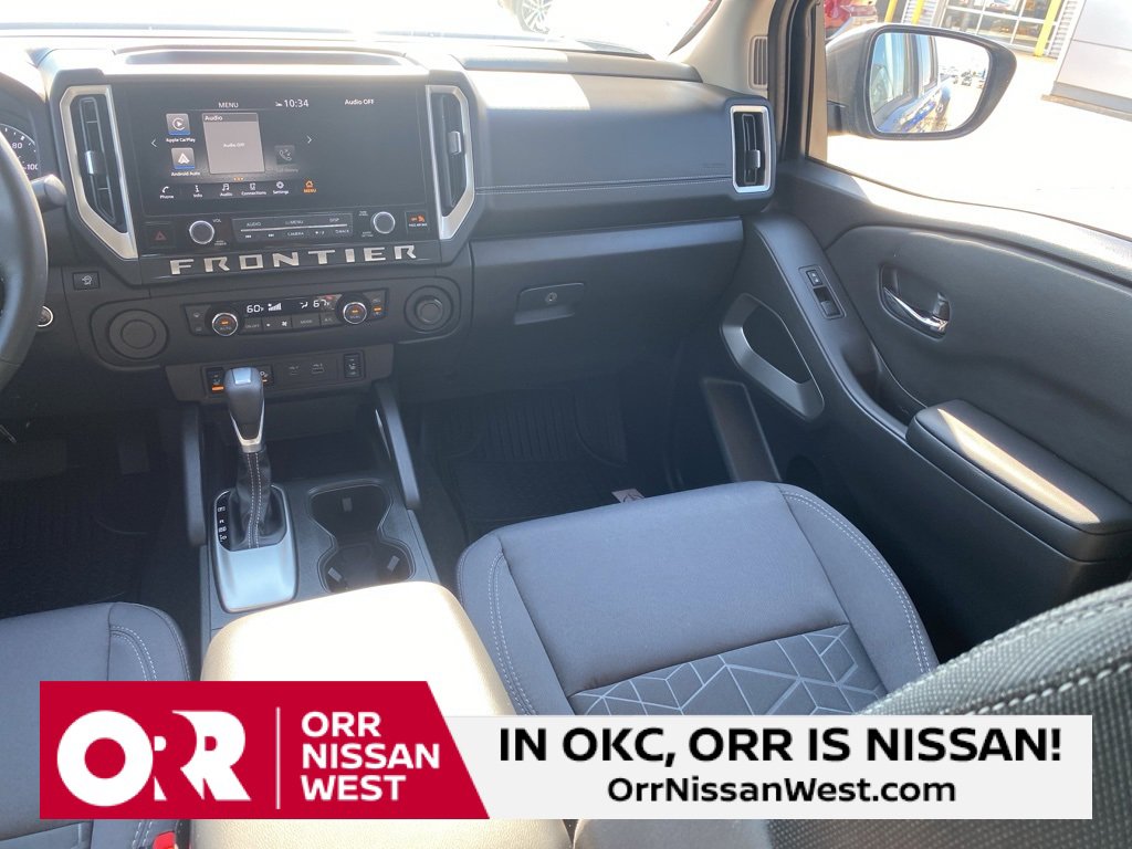 Used 2025 Nissan Frontier SV w/ SV Convenience Package image 21