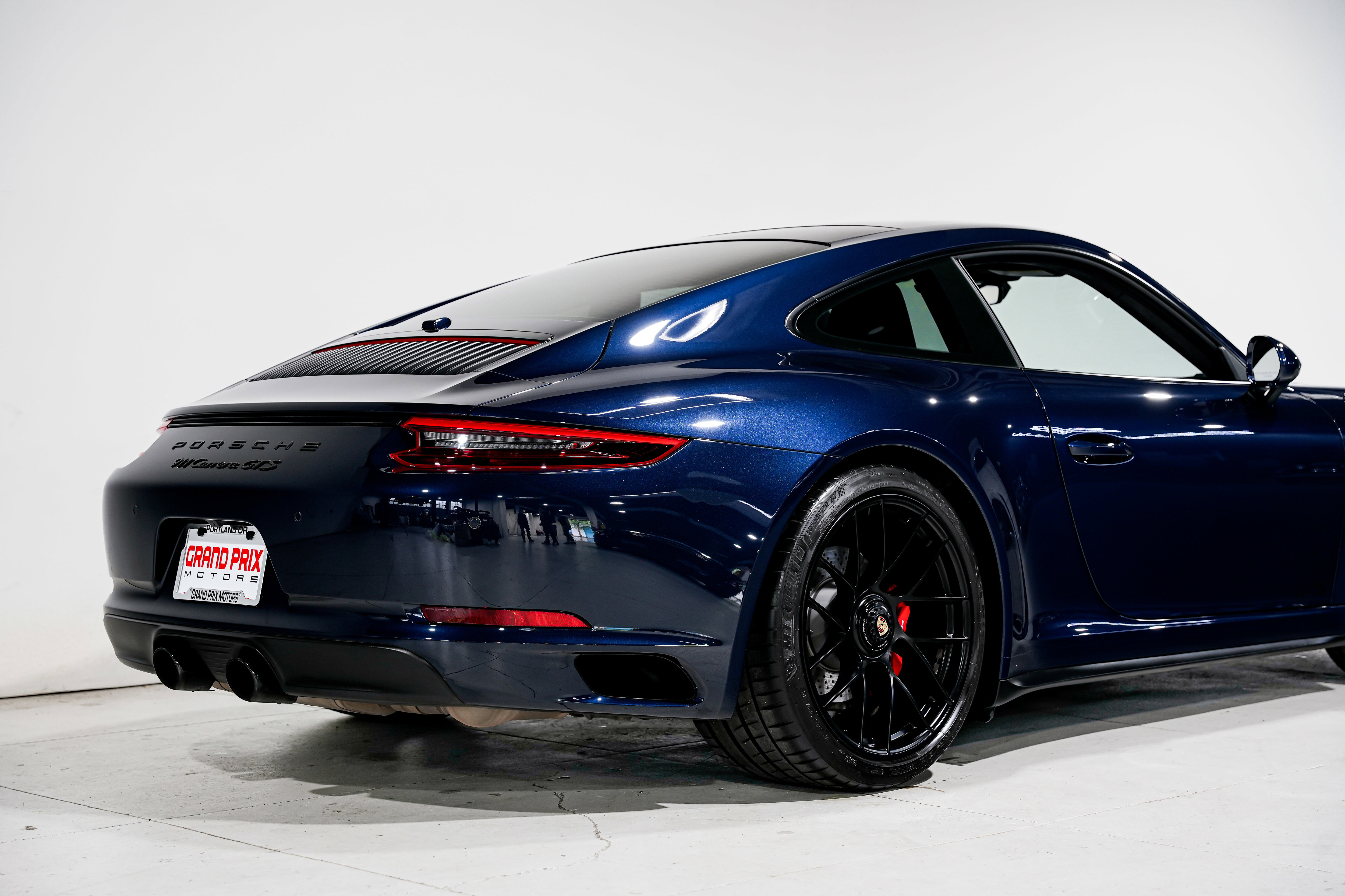 Used 2019 Porsche 911 Carrera GTS RWD image 41
