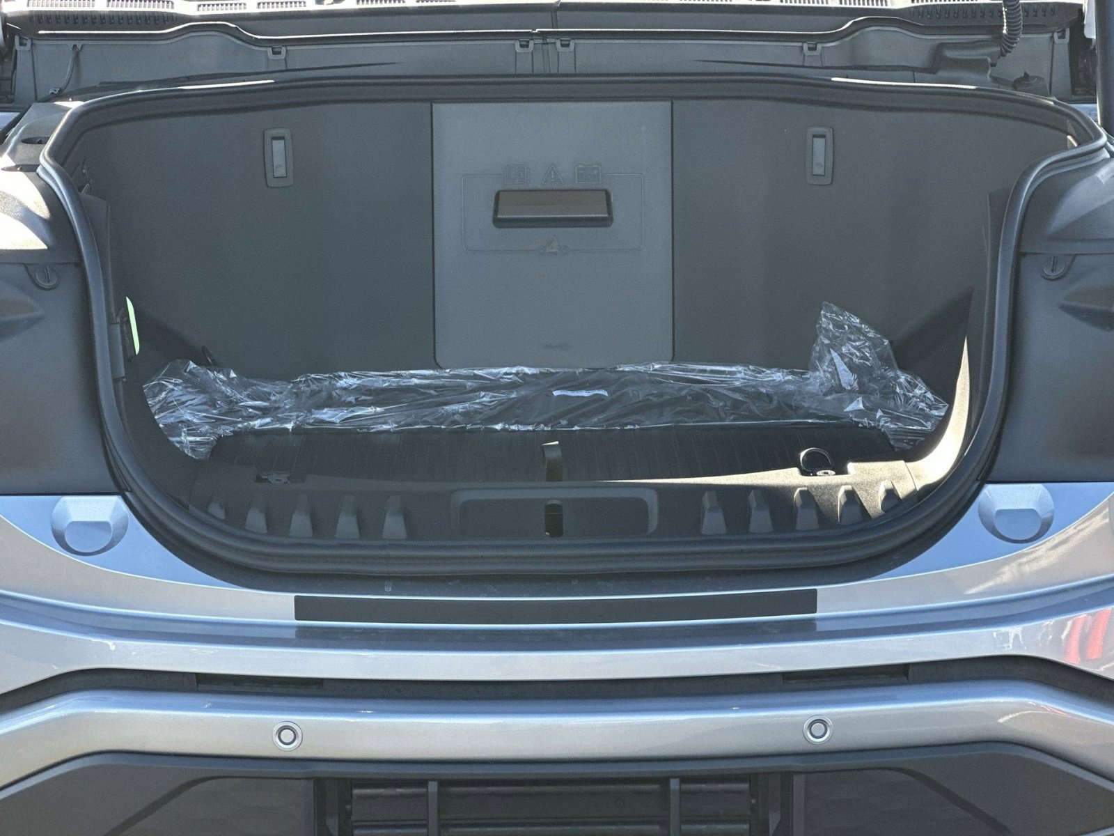 New 2025 Ford F150 Lightning Lariat image 44