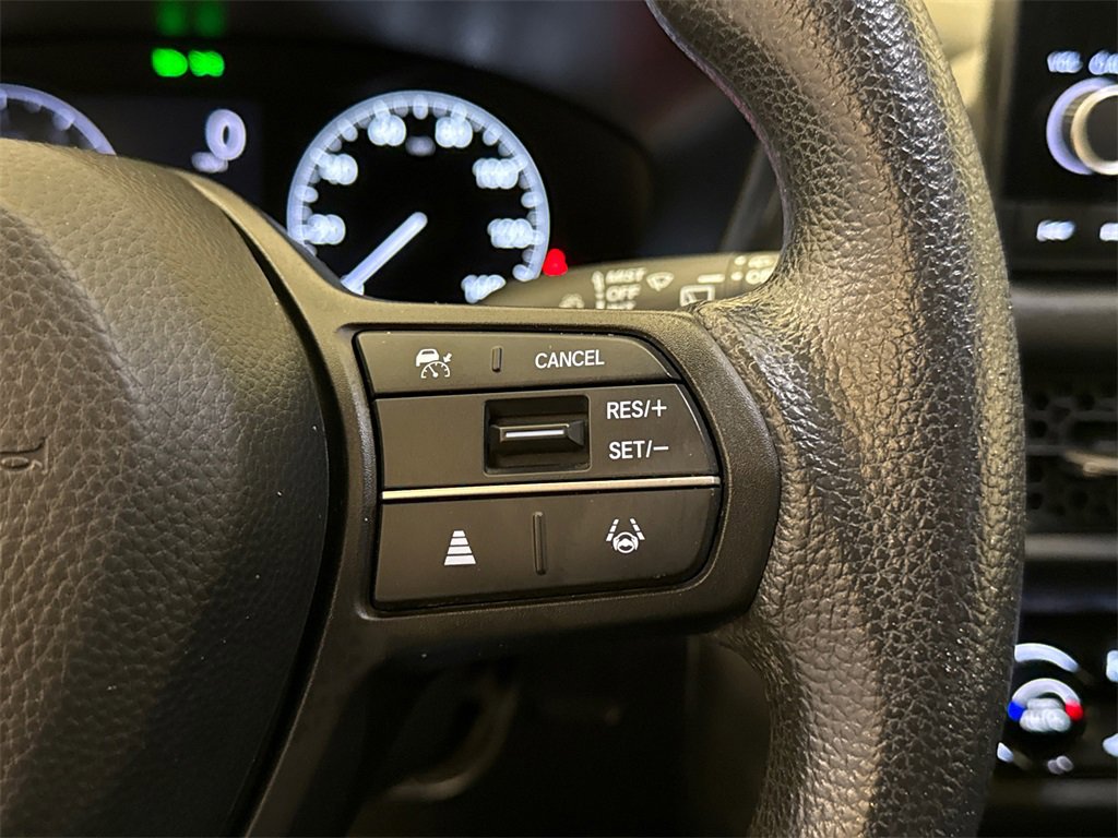 Certified 2023 Honda HR-V LX image 29