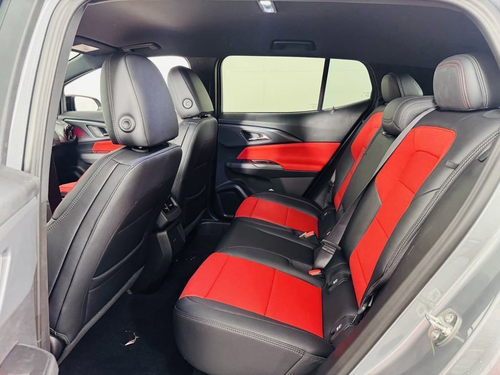 Used 2025 Chevrolet Equinox EV RS image 20