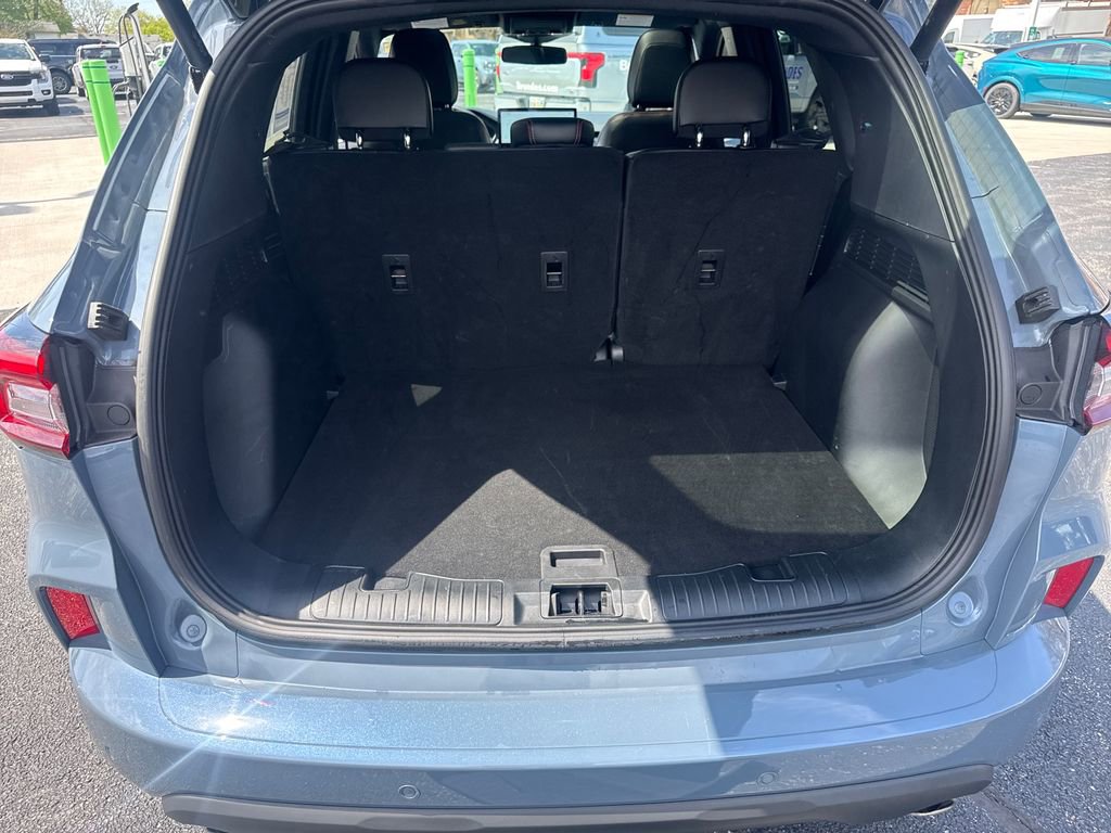 Used 2025 Ford Escape ST-Line Elite w/ Premium Technology Package AWD/4WD image 12