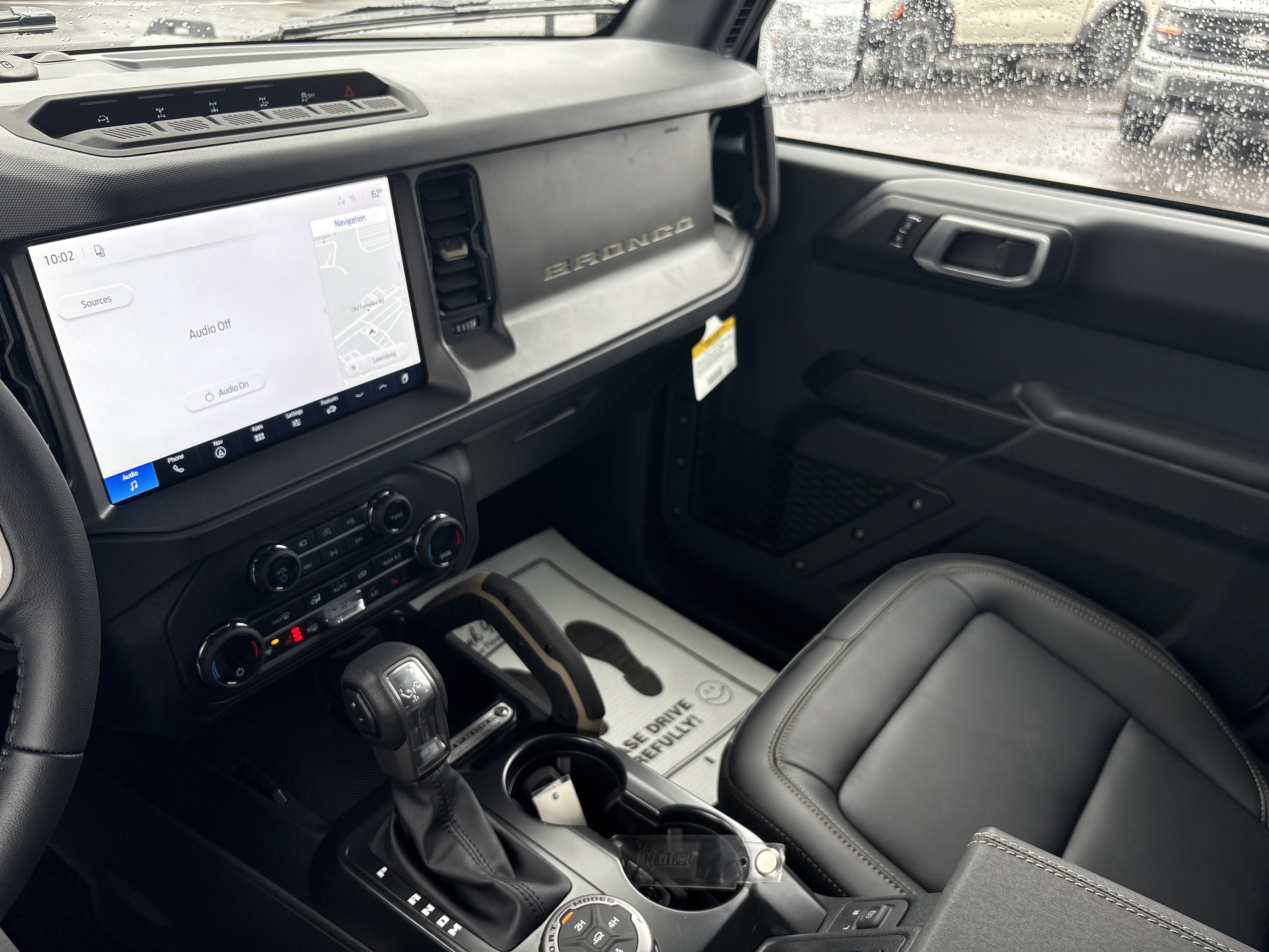 New 2026 Ford Bronco Badlands image 25