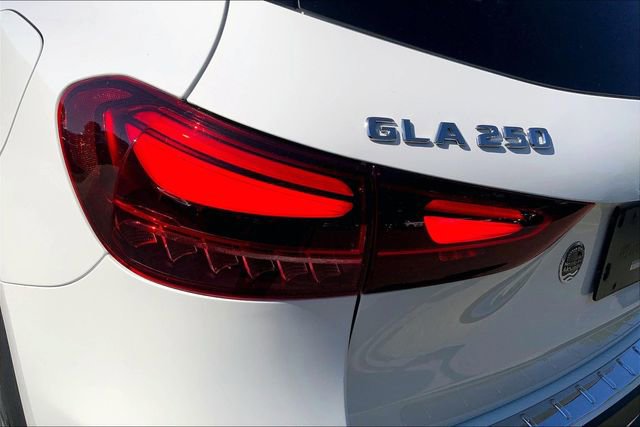 Used 2026 Mercedes-Benz GLA 250 4MATIC image 25