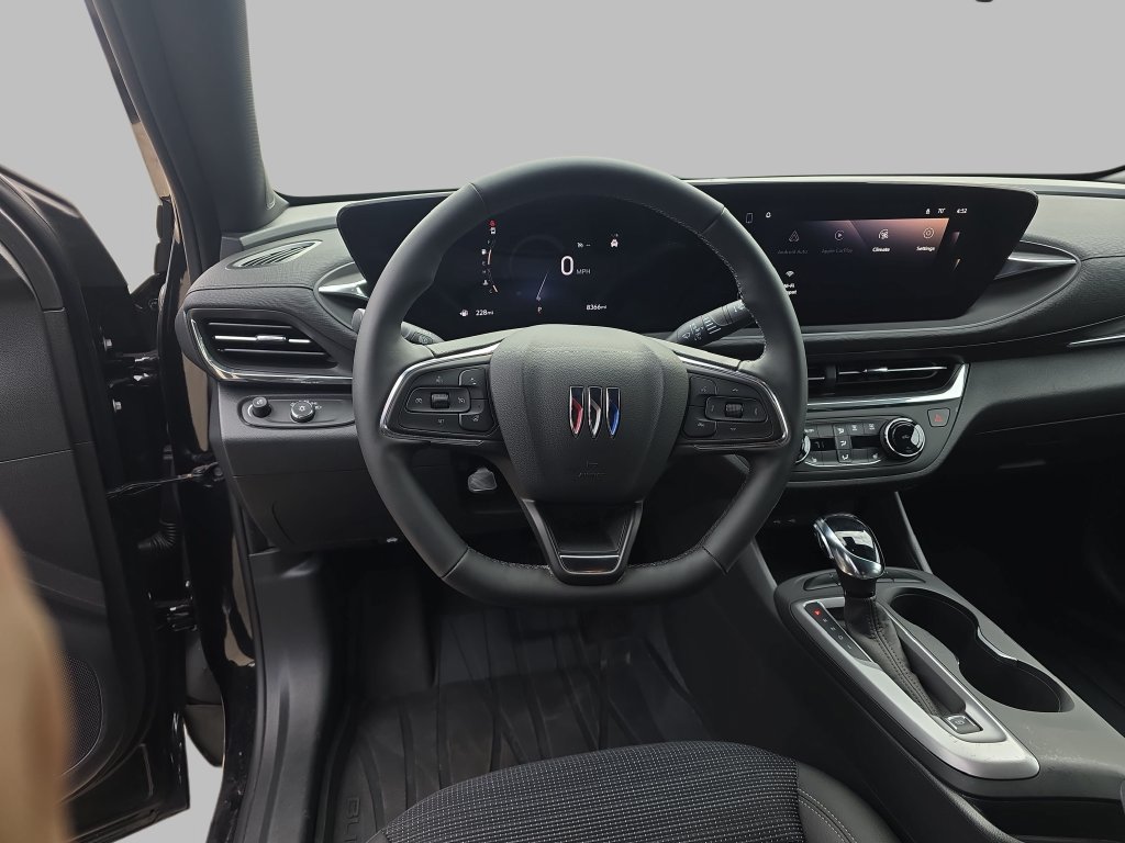 Used 2025 Buick Envista Sport Touring w/ Convenience I Package FWD image 17