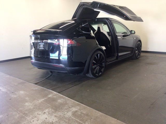 Used 2016 Tesla Model X Performance AWD/4WD image 7