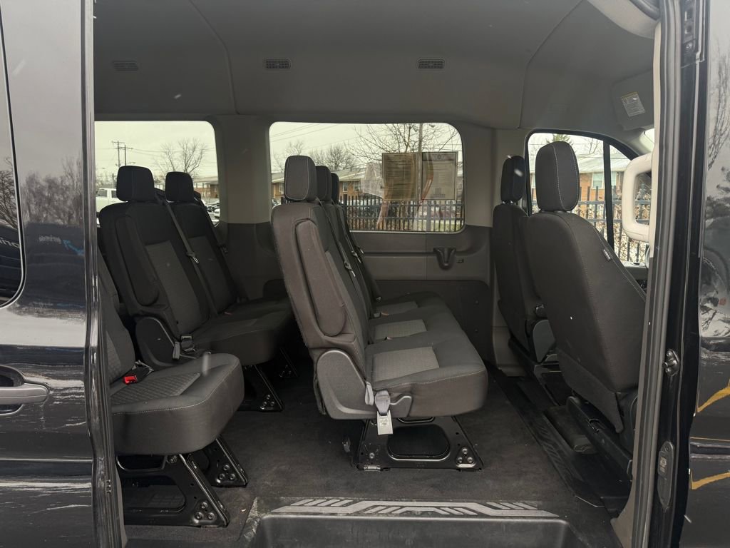 Used 2023 Ford Transit 350 XLT image 14
