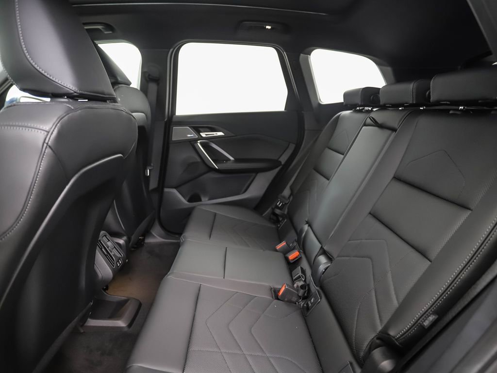 Used 2026 BMW X1 xDrive28i w/ Technology Package image 21