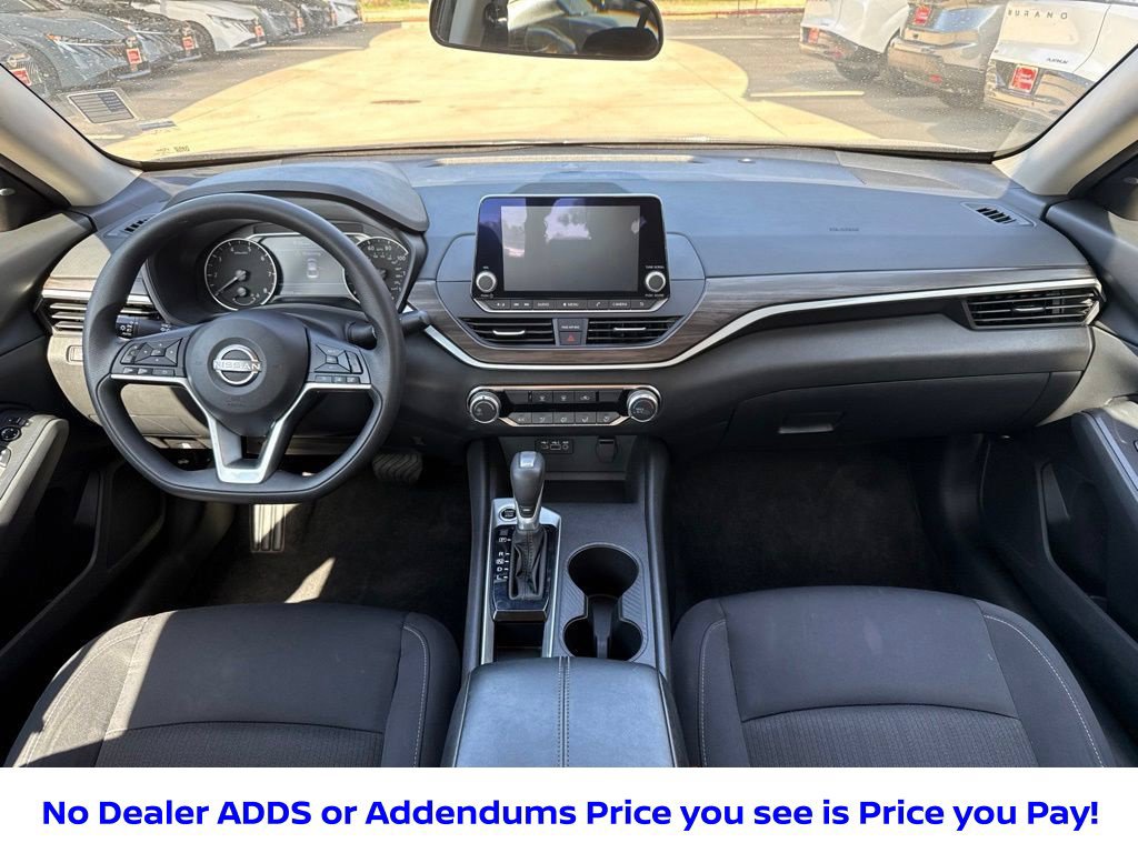Certified 2025 Nissan Altima 2.5 SV FWD image 28