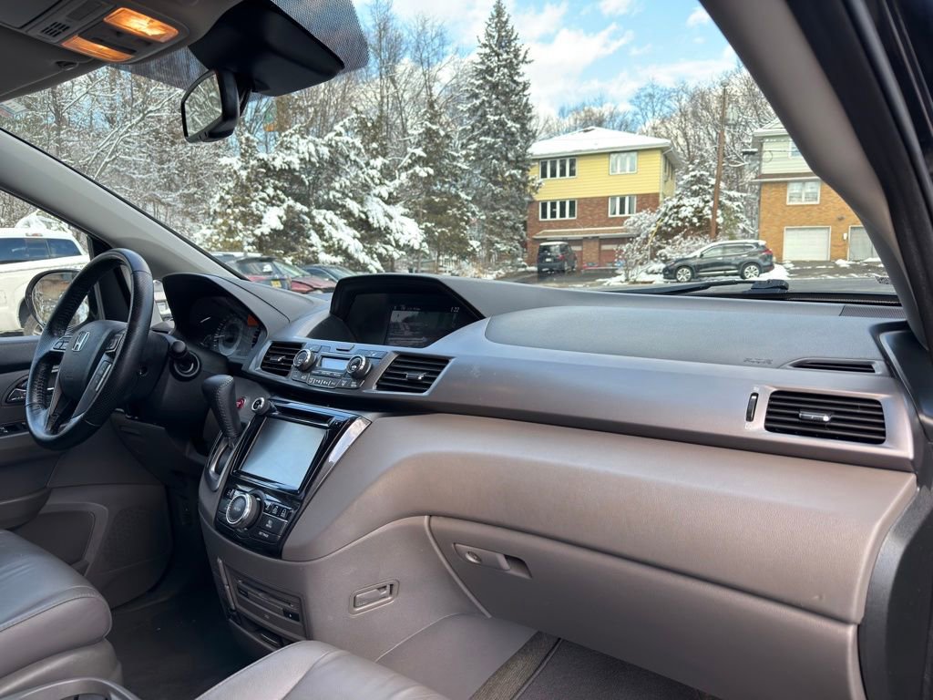 Used 2014 Honda Odyssey Touring image 27
