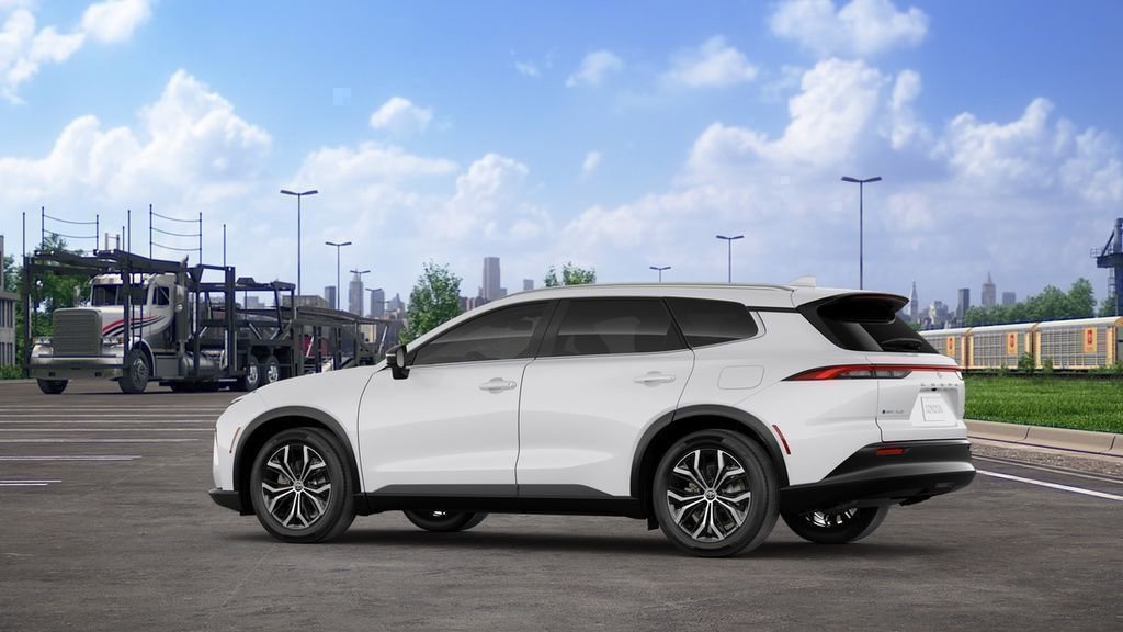 New 2025 Toyota Crown Signia image 5