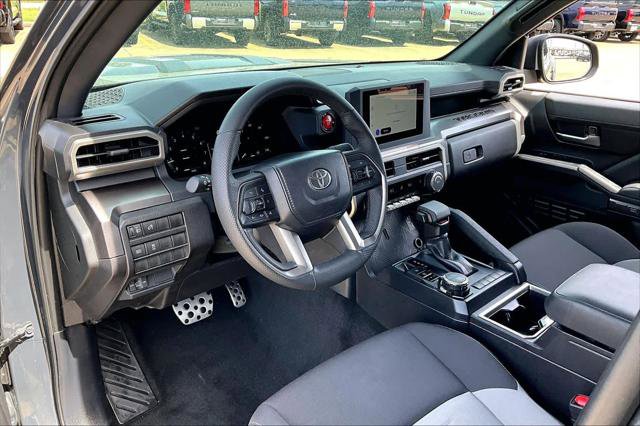 Certified 2025 Toyota Tacoma TRD Sport image 18
