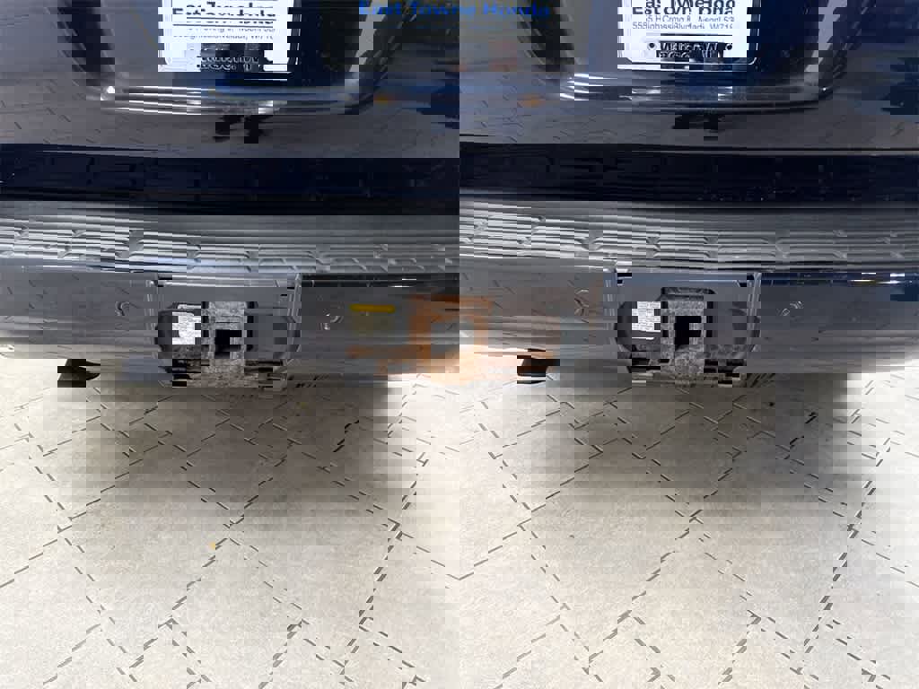 Used 2016 Toyota Land Cruiser image 37