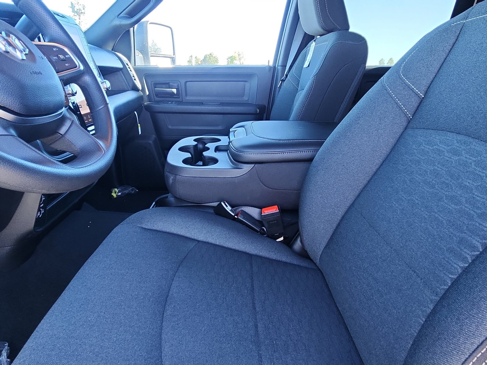 New 2026 RAM 2500 Tradesman AWD/4WD image 17