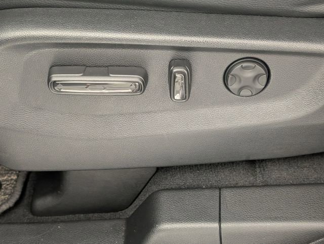 Used 2023 Honda Odyssey Touring image 14