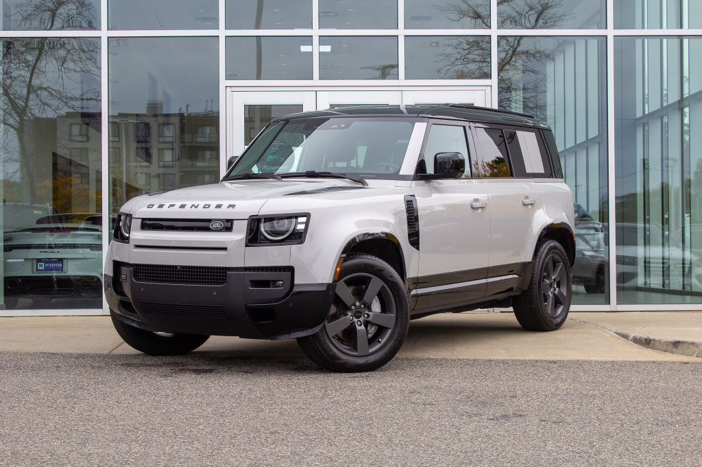 Used 2026 Land Rover Defender 110 X-Dynamic SE