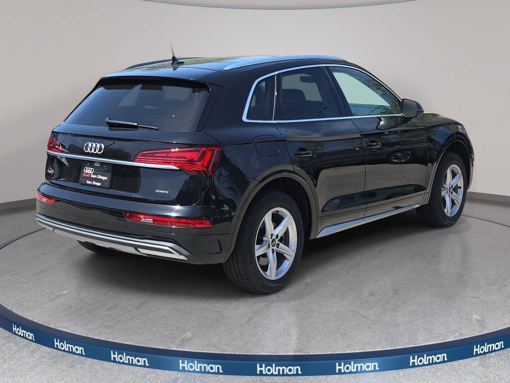 Used 2023 Audi Q5 2.0T Premium w/ Convenience Package AWD/4WD image 6