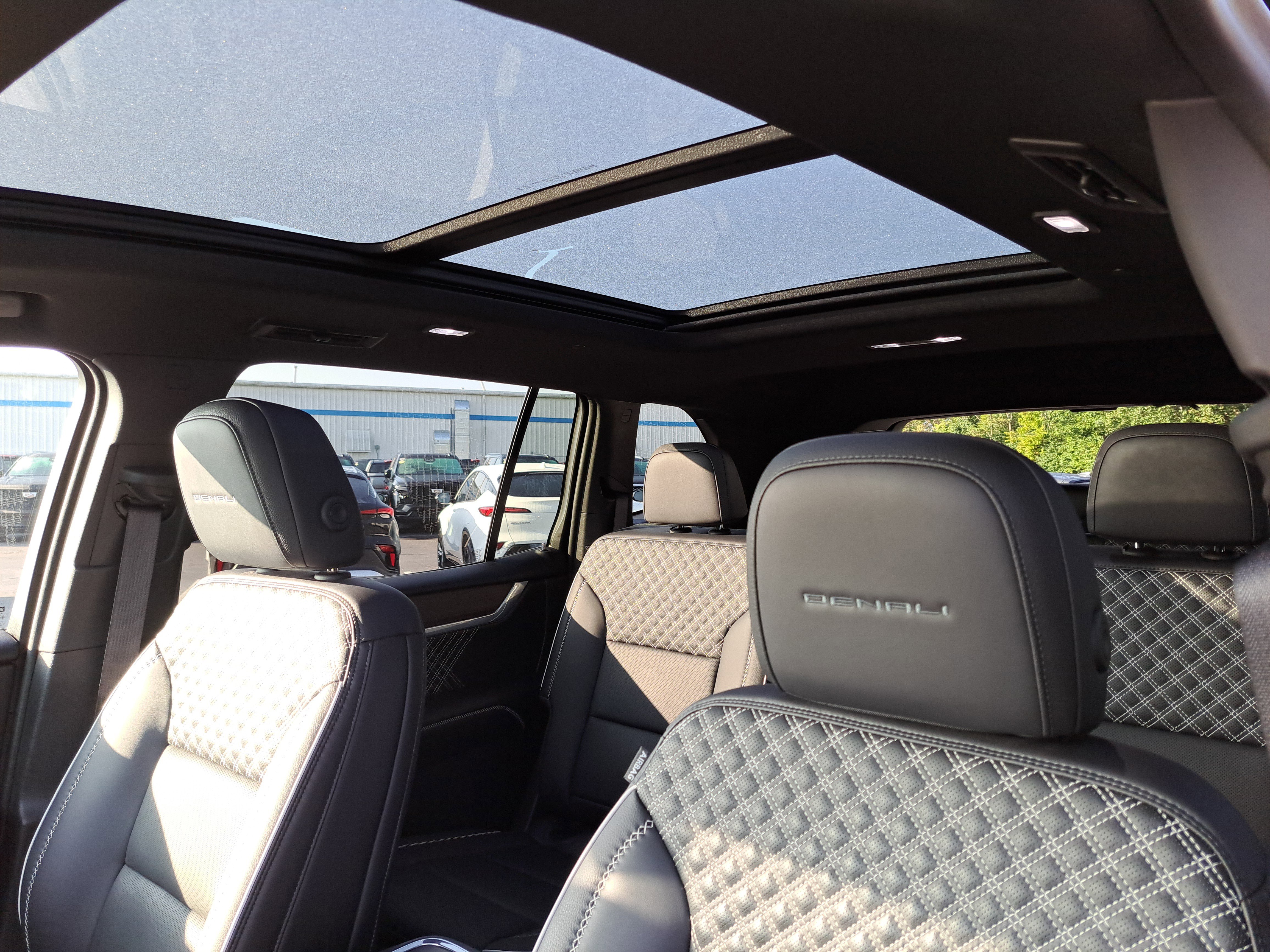 Certified 2024 GMC Acadia Denali w/ Super Cruise Package image 15