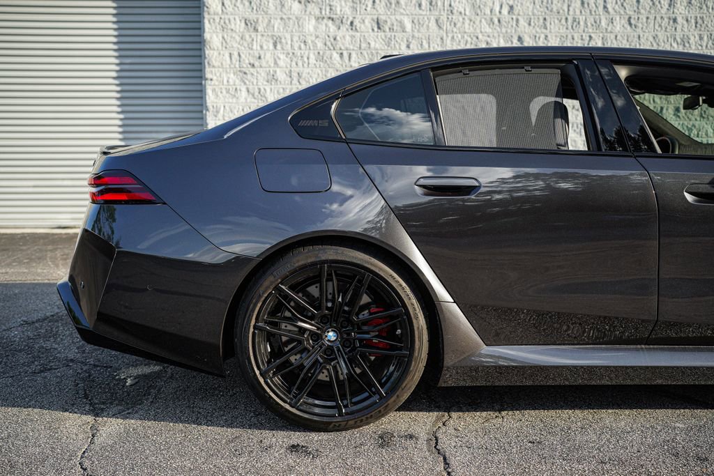 Used 2026 BMW M5 w/ Executive Package AWD/4WD image 15