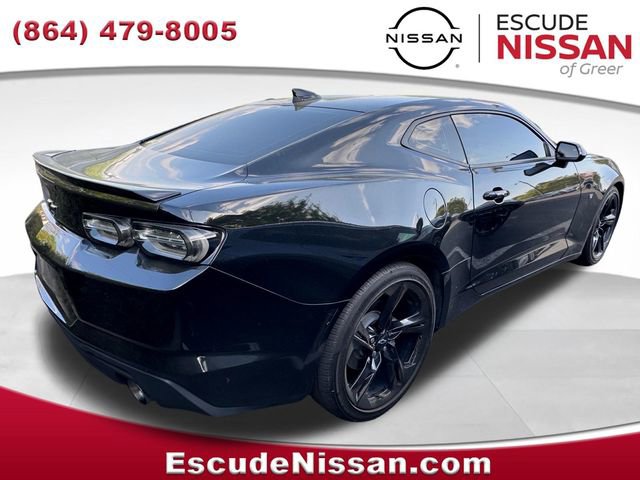 Used 2023 Chevrolet Camaro LT w/ RS Package image 4