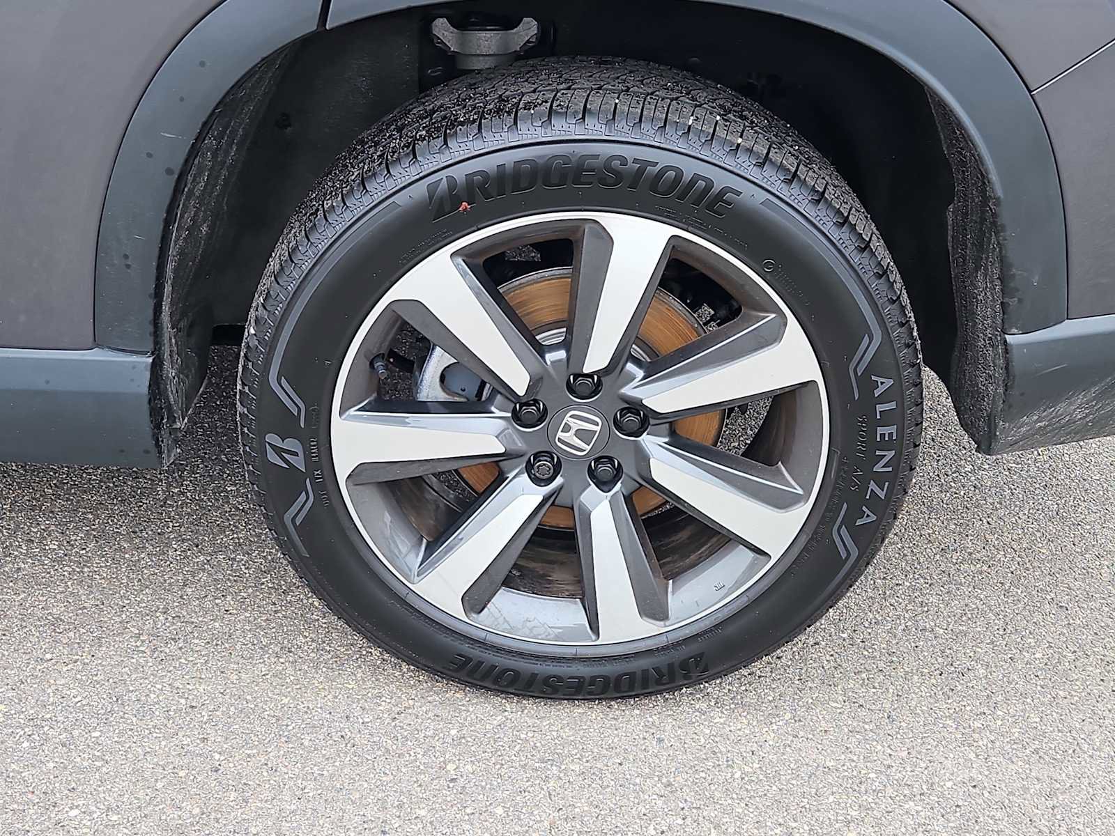 Certified 2025 Honda Pilot Touring image 30