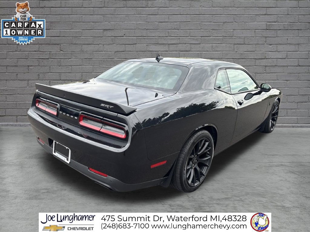 Used 2015 Dodge Challenger SRT Hellcat RWD image 3