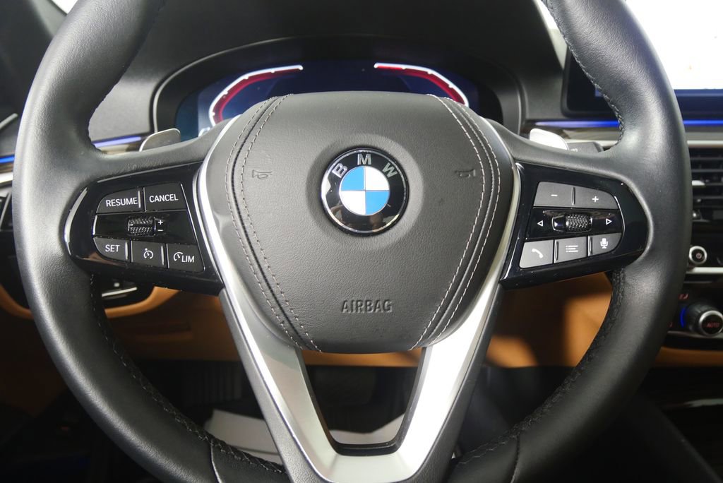 Certified 2023 BMW 530i w/ Premium Package image 18