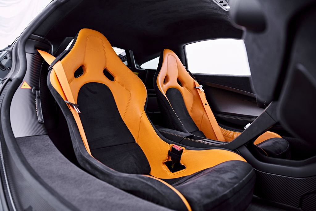Used 2016 McLaren 675LT Coupe RWD image 69