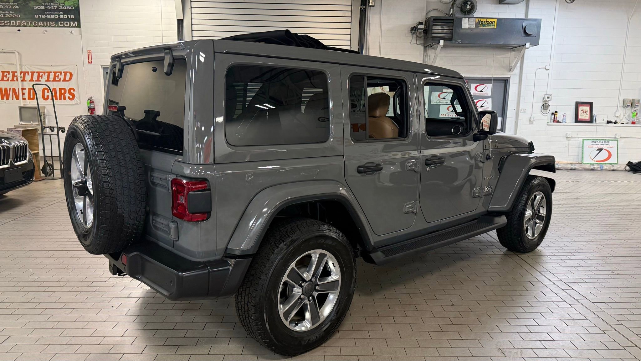 Used 2021 Jeep Wrangler Unlimited Sahara image 10
