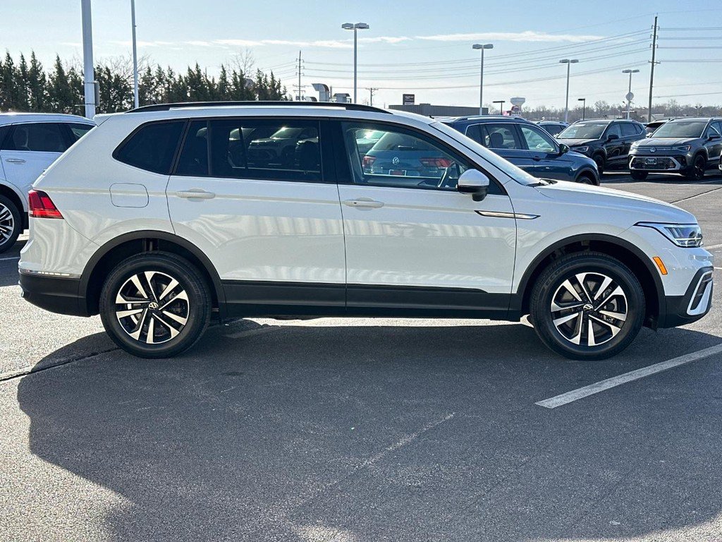 Used 2023 Volkswagen Tiguan S image 4