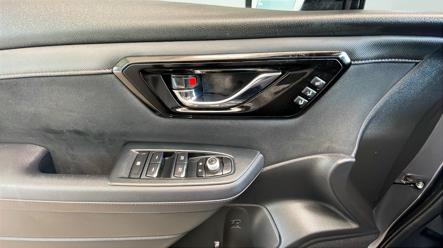 Used 2025 Subaru Forester Touring AWD/4WD image 29