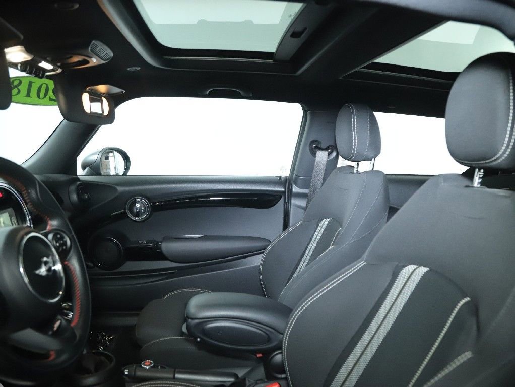 Used 2018 MINI Cooper S FWD image 20