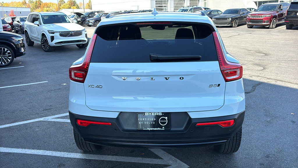 Certified 2026 Volvo XC40 B5 Plus AWD/4WD image 30