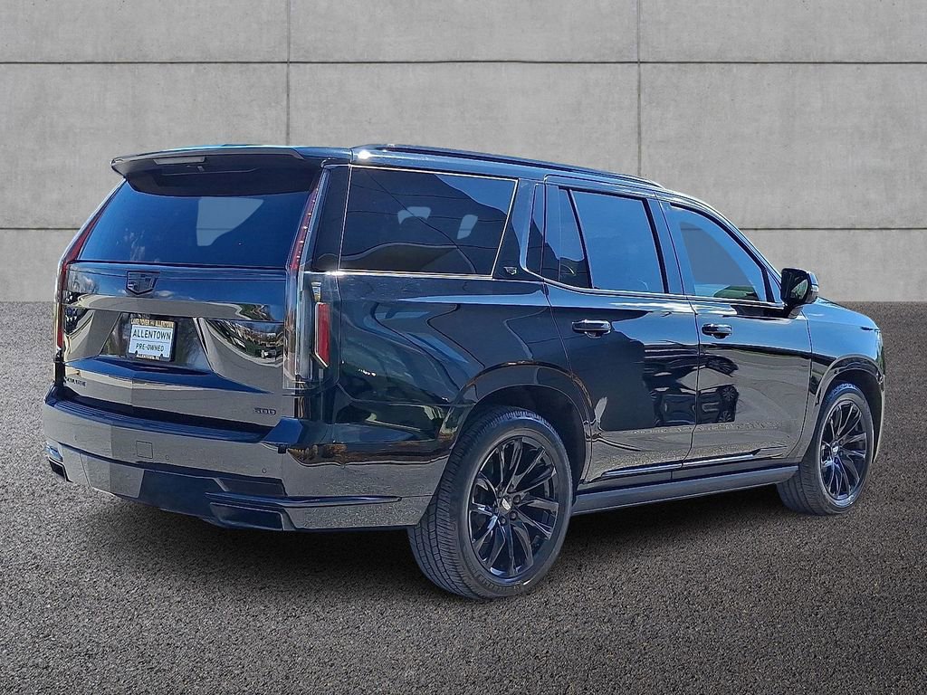 Used 2022 Cadillac Escalade Sport w/ Touring Package image 4