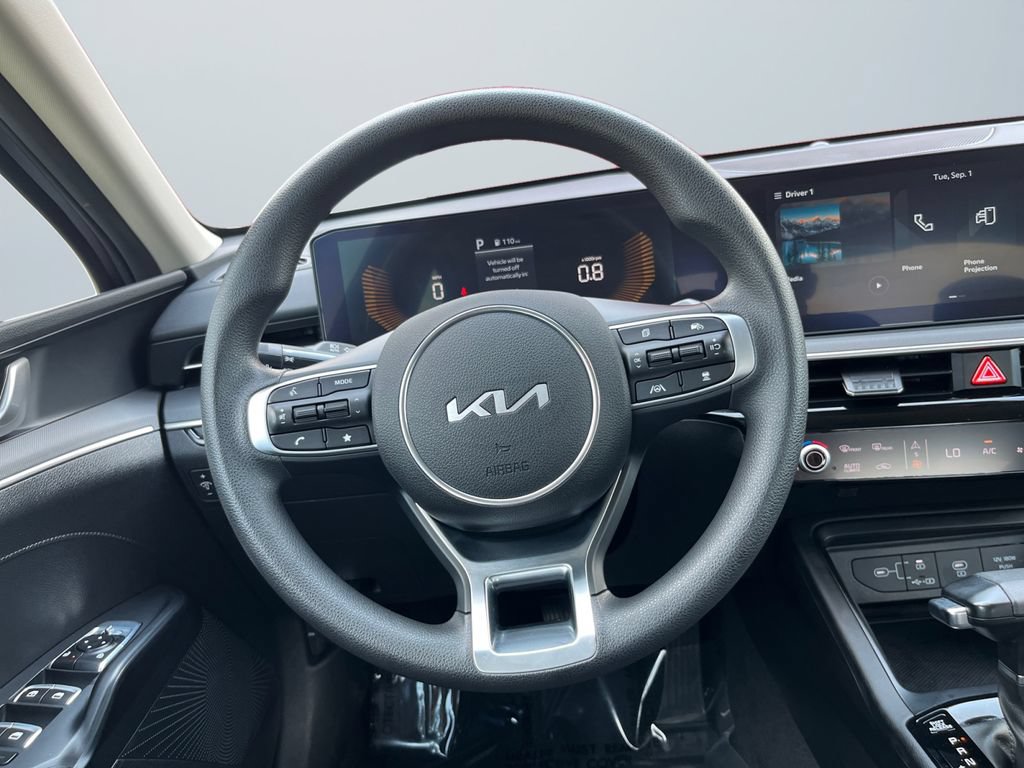 Used 2025 Kia K5 LXS FWD image 12