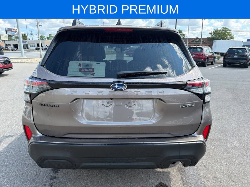 Certified 2025 Subaru Forester Premium AWD/4WD image 5