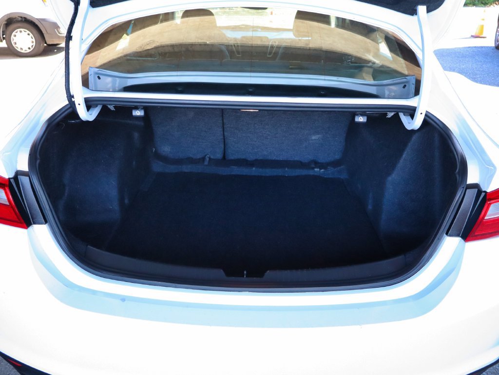 Used 2022 Chevrolet Malibu LS FWD image 47
