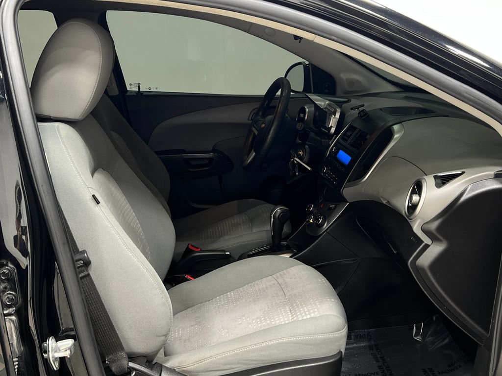 Used 2016 Chevrolet Sonic LS FWD image 30