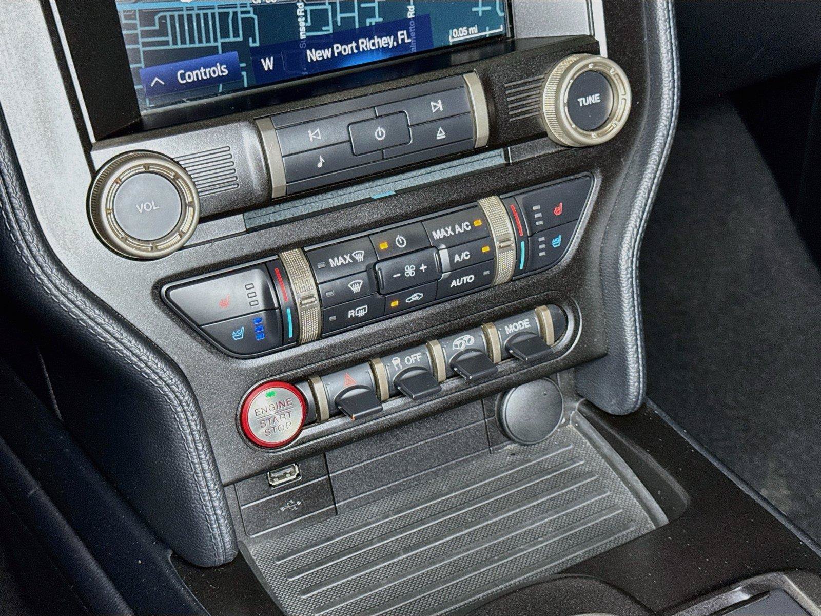Used 2021 Ford Mustang Shelby GT500 w/ Technology Package RWD image 22