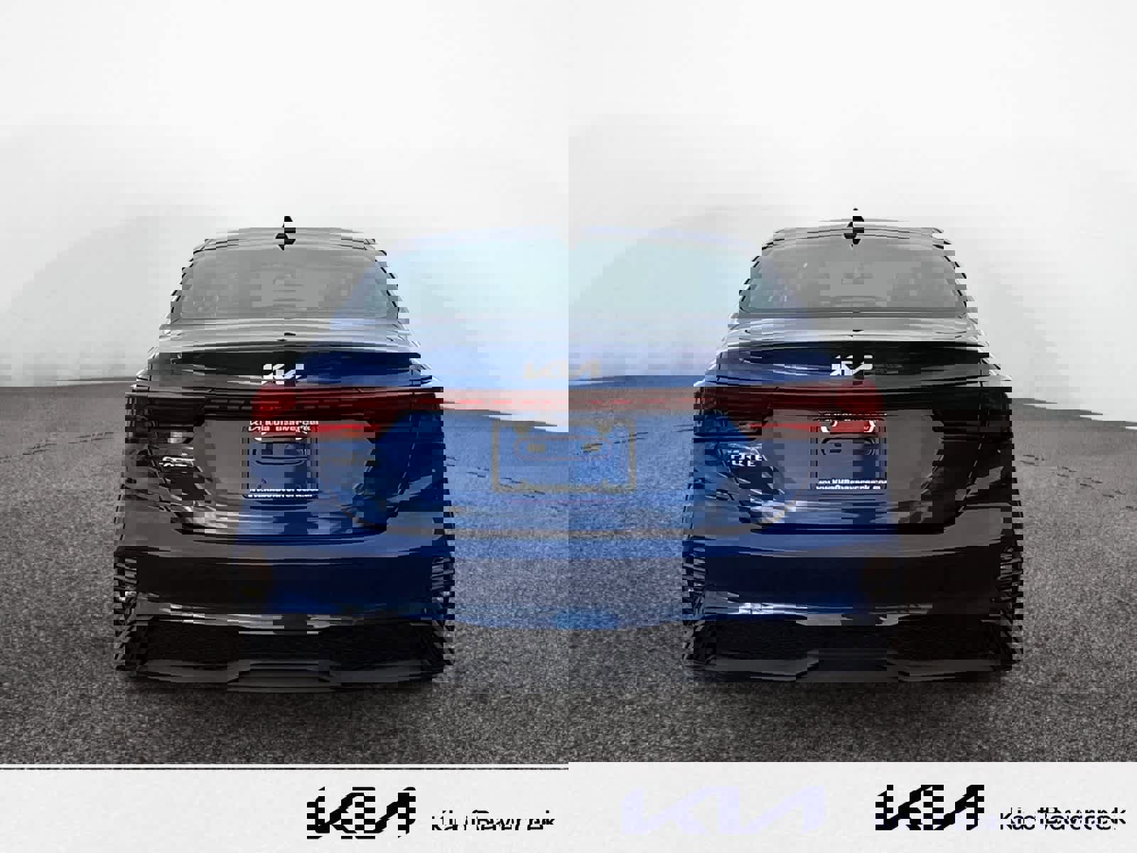 Used 2024 Kia Forte LXS w/ LXS Technology Package image 4