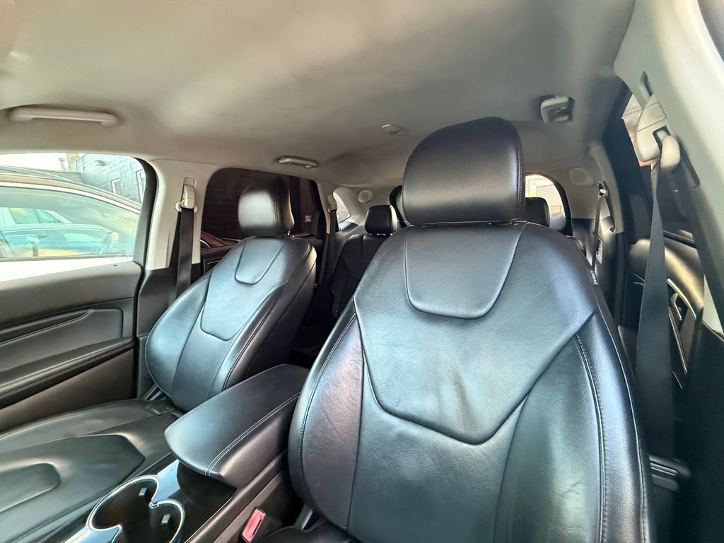 Used 2015 Ford Edge Titanium AWD/4WD image 27