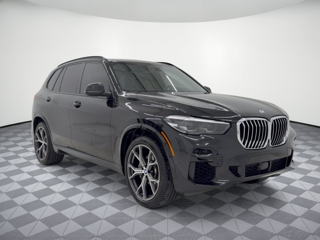 Used 2022 BMW X5 xDrive40i w/ M Sport Package AWD/4WD image 7