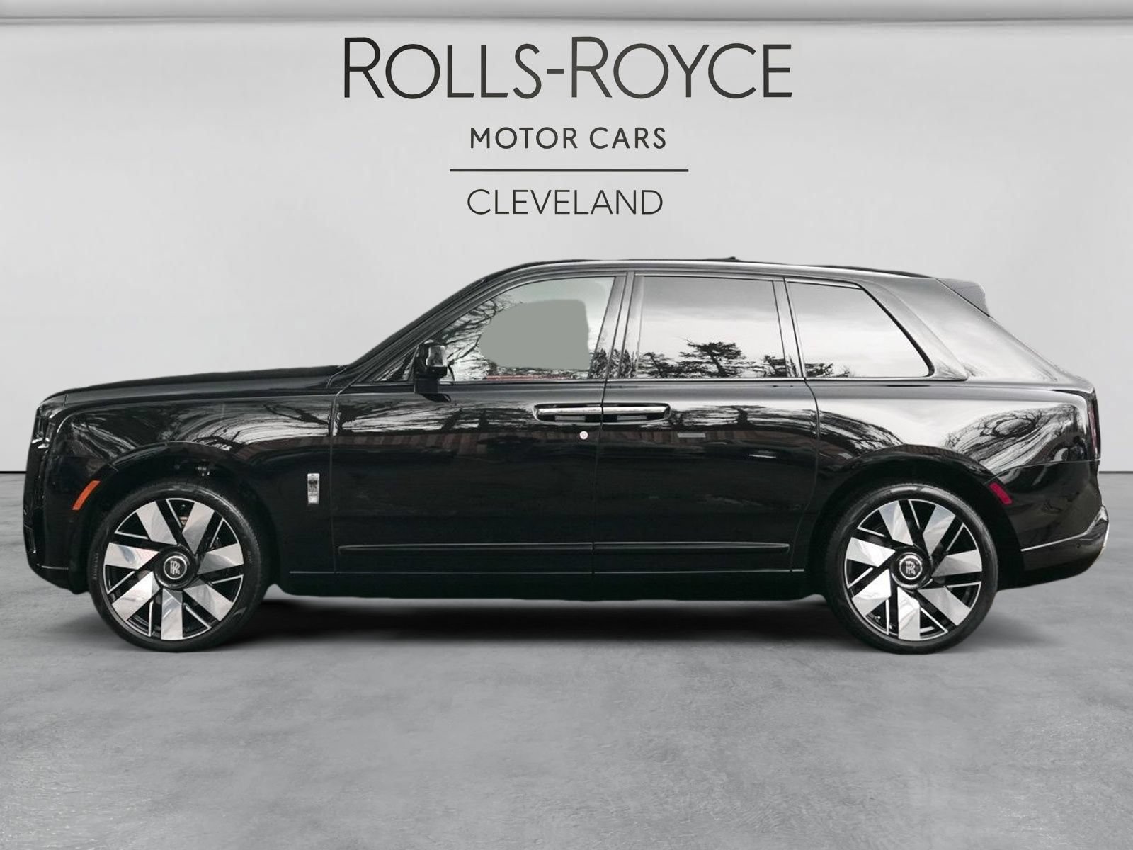 Certified 2025 Rolls-Royce Cullinan AWD/4WD image 55