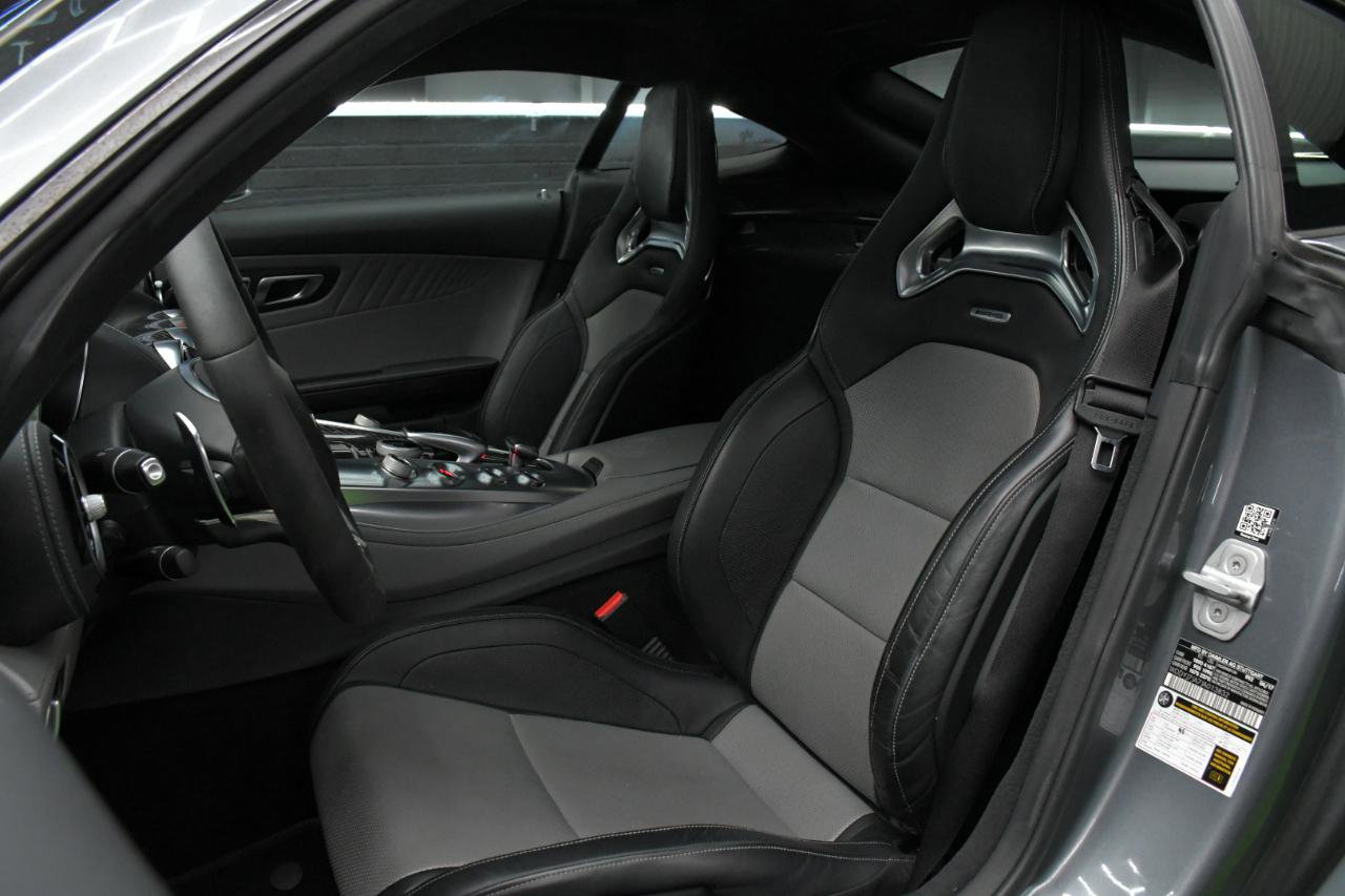 Used 2018 Mercedes-Benz AMG GT S image 22