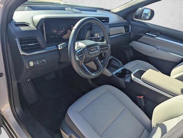 Used 2025 GMC Terrain Elevation image 9