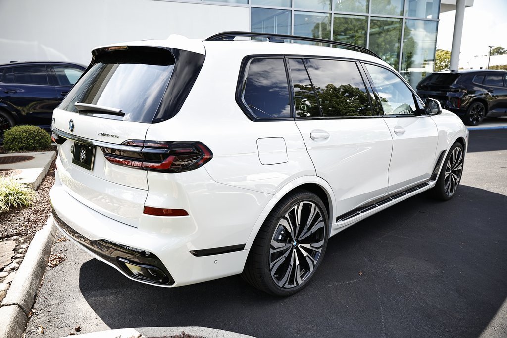 New 2026 BMW X7 xDrive40i image 4