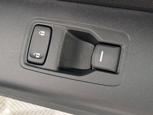 Used 2025 Honda CR-V Sport-L image 37
